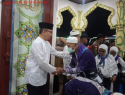 Asisten Pemerintahan Menyambut Kepulangan 170 Jamaah Haji Kabupaten Seluma