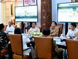 Presiden Prabowo Pimpin Rapat Terbatas Bahas Sekolah Rakyat Rintisan 2025–2026