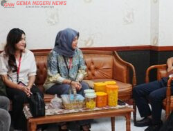 Di Balik Riuh Pacu Jalur, Ada Ikhtiar Menjaga Konektivitas