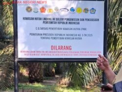 Plang Negara di Depan Kantor Camat, Nama Anggota DPRD Aktif Dipertanyakan